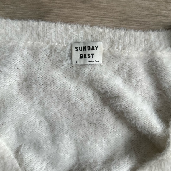 Sunday Best Fuzzy Cozy White Cardigan Sweater Small - Picture 2 of 5
